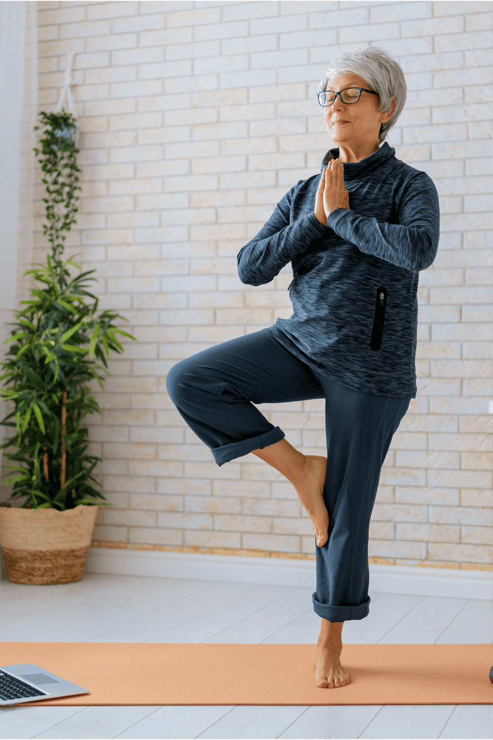 Megan Off The Mat, wellness lifestyle blogger shares What Yoga Is Best For Me?